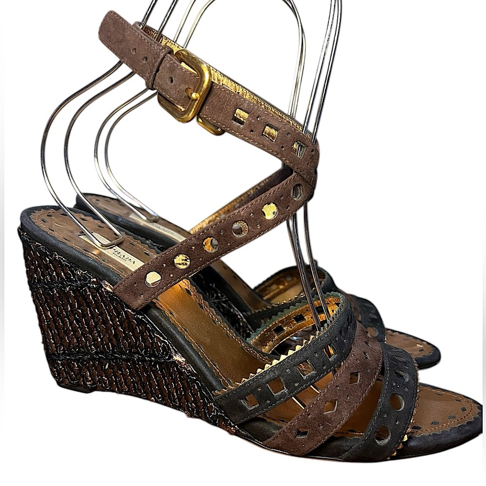 PRADA suede brown and black leather and raffia wedge sandals. Authentic! 🖤💛🤎 - Picture 2 of 10
